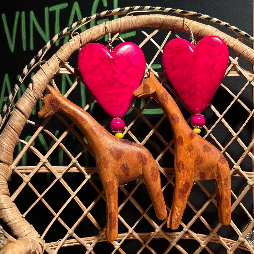 Handcrafted Giraffe Heart Earrings giraffe 🦒❣️ WOODEN  CUTE AS A BUTTON GET EM!